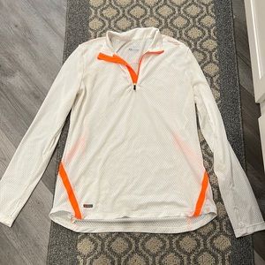 Saucony Vizipro running long sleeve, women’s size large. White.